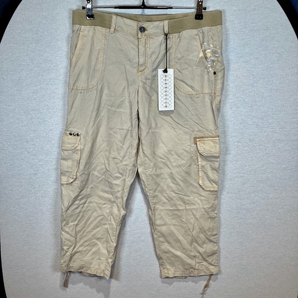 MARRAKECH (ANTHROPOLOGIE), ZIPPED CARGO CROPPED CARPIS. Color- Beige. NWT - Picture 1 of 7